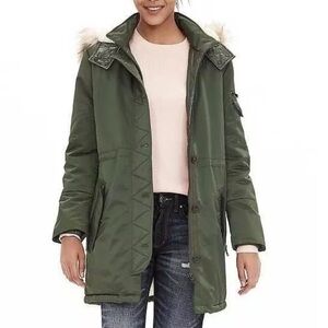 BR Sherpa Lined Olive Green Parka– Size M